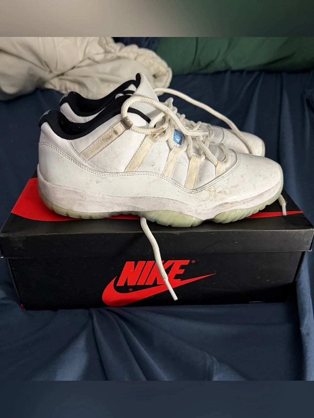 Air Jordan 11 Low Retro Legend Blue Size 10